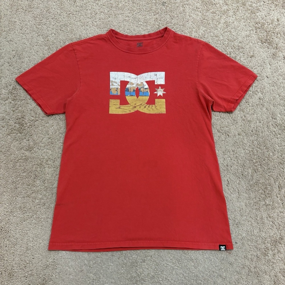 Y2K DC Shoes T-Shirt Men's Small Red Skateboard Big Logo Tee Grunge 00s
